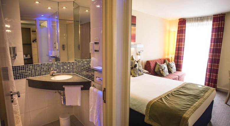Hotel Holiday Inn Express Stansted Airport