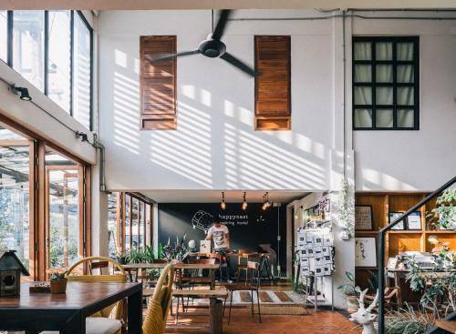 Happynest Hostel