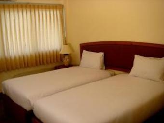 Golden Land Hotel