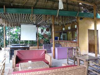 Lodge Akha River House