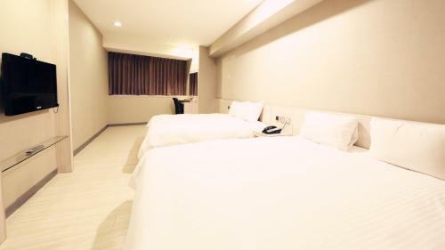 Grand Earl Hotel