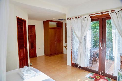 Hotel Natural Wing Health Spa And Resort