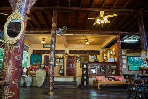 Hotel Natural Wing Health Spa And Resort