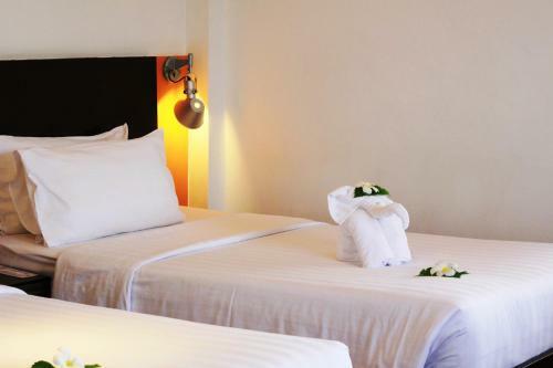 Hotel All Seasons Naiharn Phuket