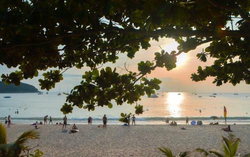 Hotel All Seasons Naiharn Phuket