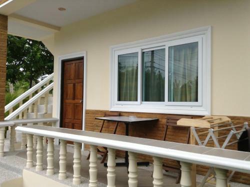 Hostal Wattana Bungalow