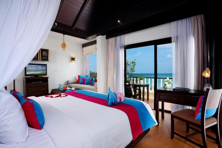 Hotel Aquamarine Resort & Villa