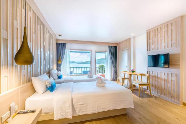 Hotel Aquamarine Resort & Villa