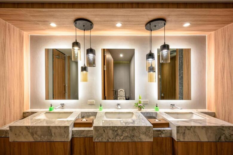 Hotel Aquamarine Resort & Villa