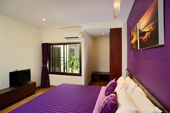 Hotel Kamala Beachfront Apartment