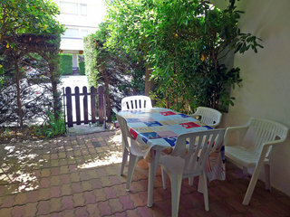 Les Cyprianes No.2