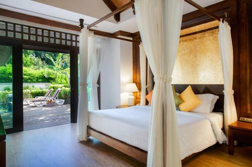 Hotel Nora Beach Resort & Spa