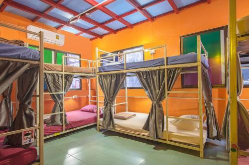 I Hostel Phuket