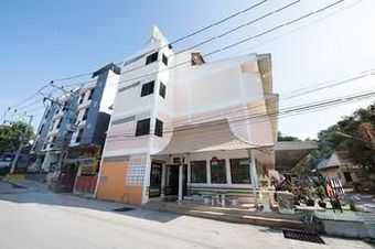Hostal Baan Palad Mansion