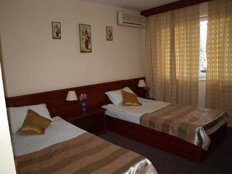 Hotel Caraiman Mamaia