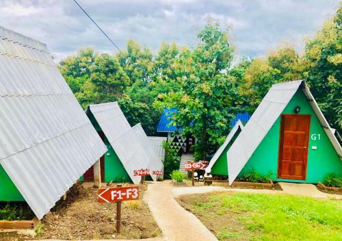 Hostal Pai Circus School And Resort