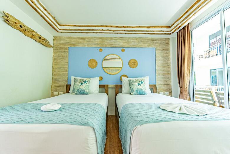 Hotel Ark Bar Beach Resort