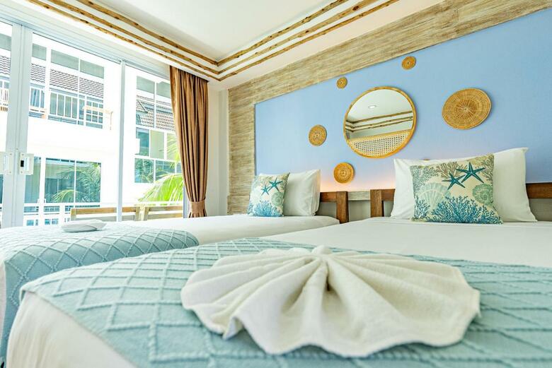 Hotel Ark Bar Beach Resort