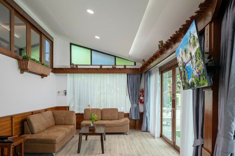 Hotel Chaba Cabana Beach Resort & Spa