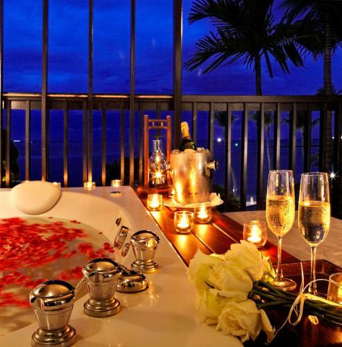 Hotel Sareeraya Villas & Suites
