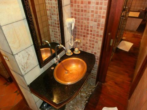 Hotel Montien House