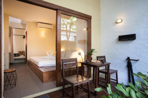 Hotel Baan Talay Resort