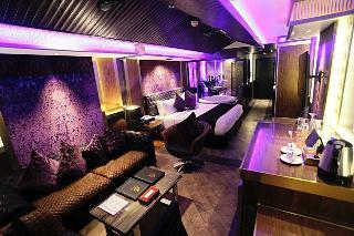 Abc Hotel