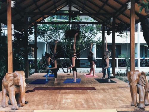 Chaweng Blue Lagoon Hotel