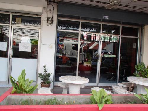 Hostal Tams Guesthouse