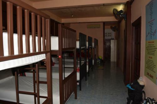 Hostal Tams Guesthouse