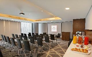 Hotel Millennium Madinah Airport