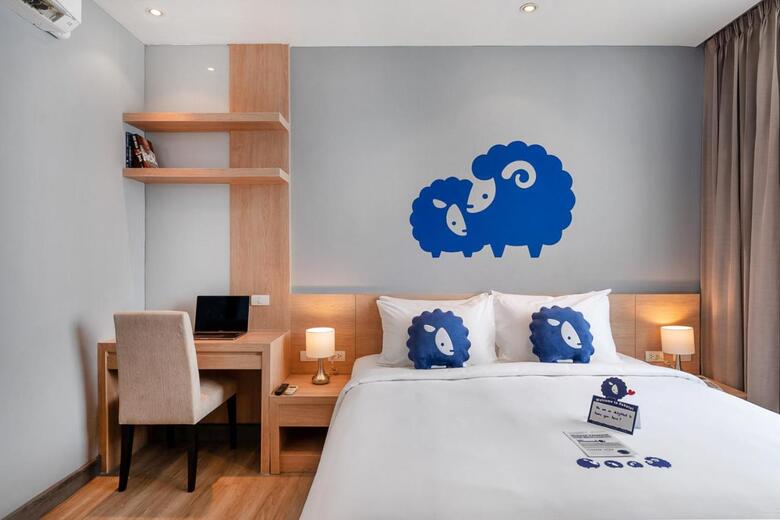 Bed & Breakfast Demeter Residences Suites