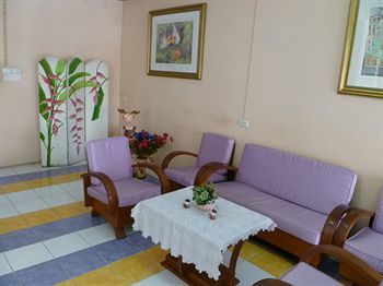 Hostal Thanapa Mansion