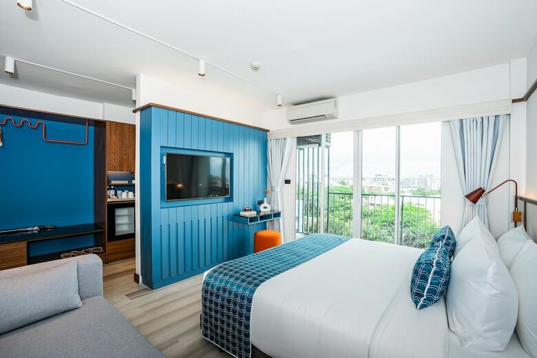 Hotel At Mind Executive Suites