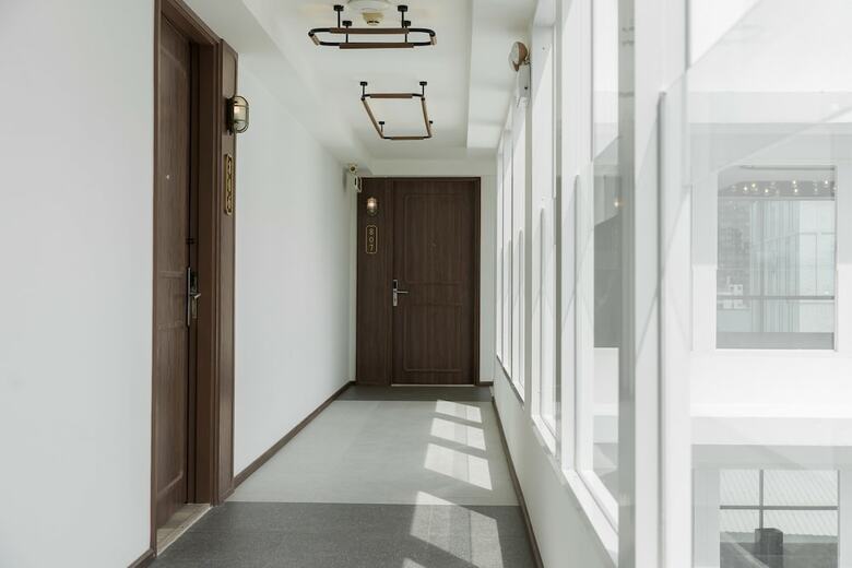 Hotel At Mind Executive Suites