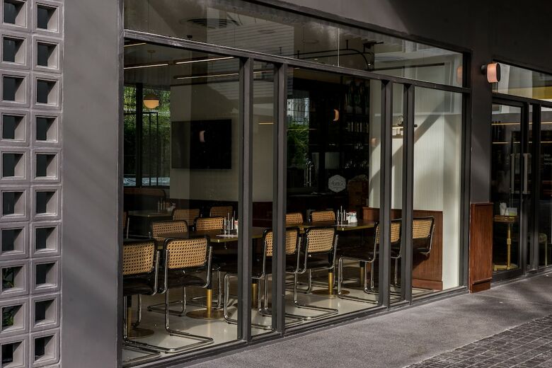 Hotel At Mind Executive Suites