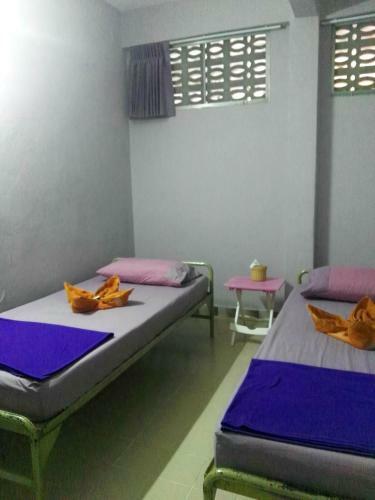 Hostal T.t. Guesthouse