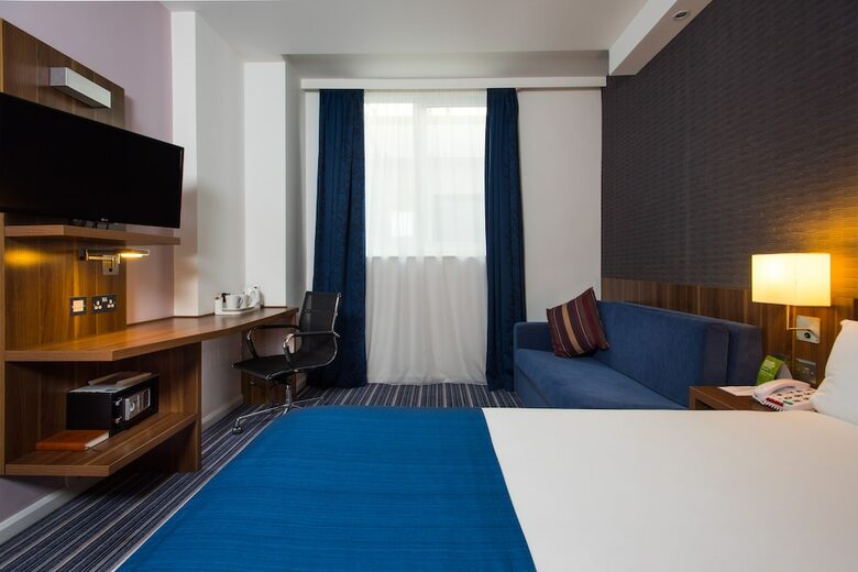 Hotel Holiday Inn Express Wimbledon South