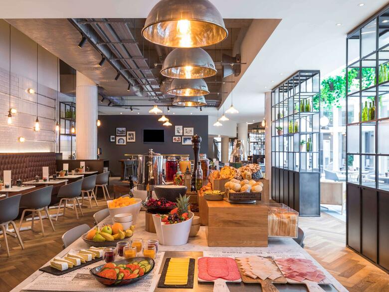 Hotel Novotel London City South