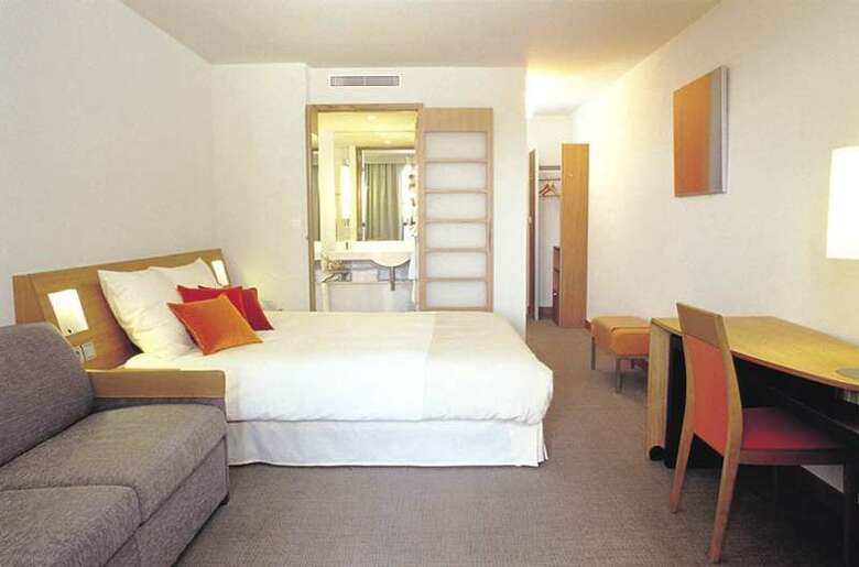 Hotel Novotel London City South