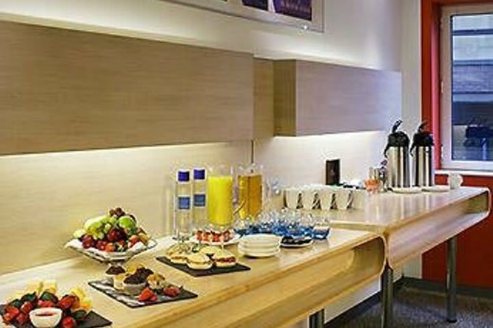 Hotel Novotel London City South
