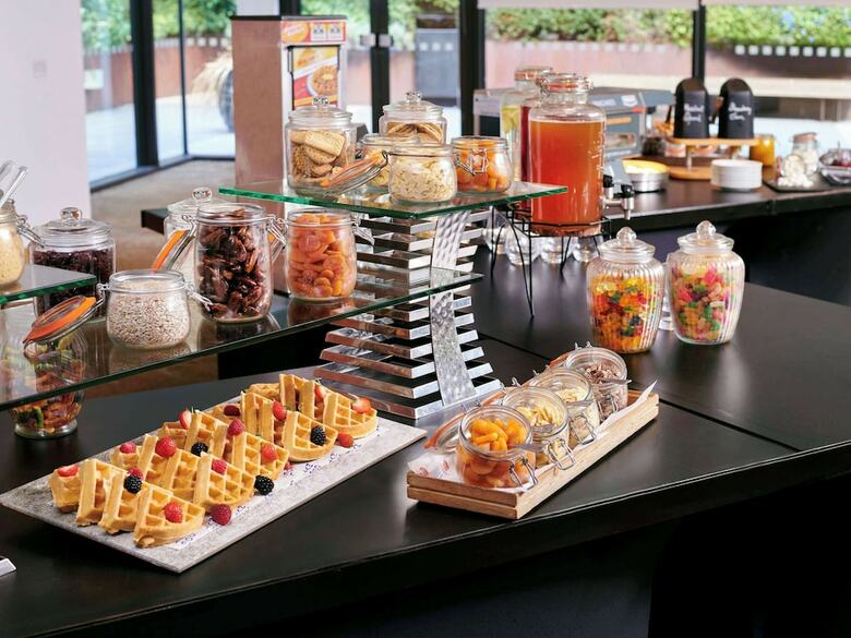 Hotel Novotel London West