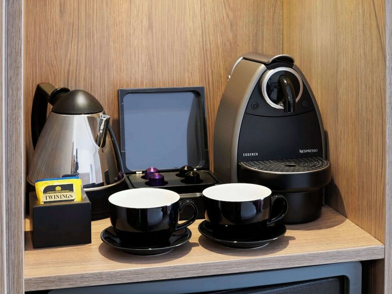 Hotel Novotel London West