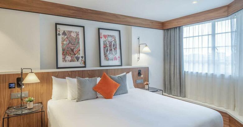 Melia White House Hotel