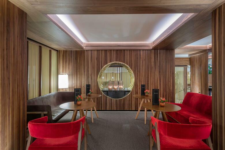 Melia White House Hotel