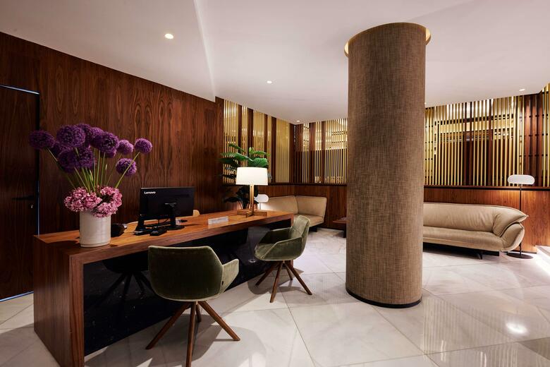 Melia White House Hotel