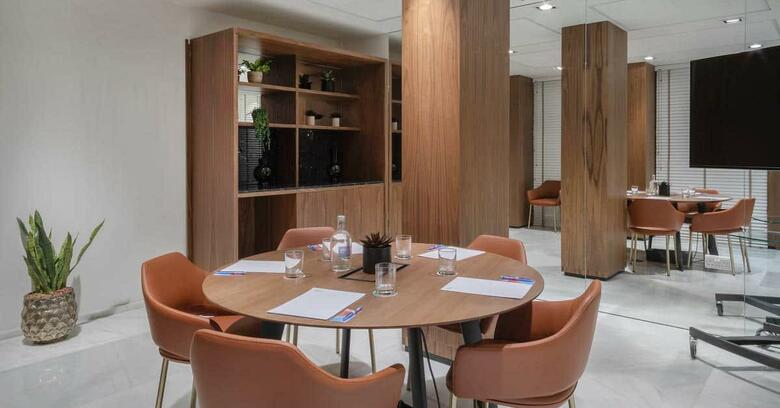Melia White House Hotel