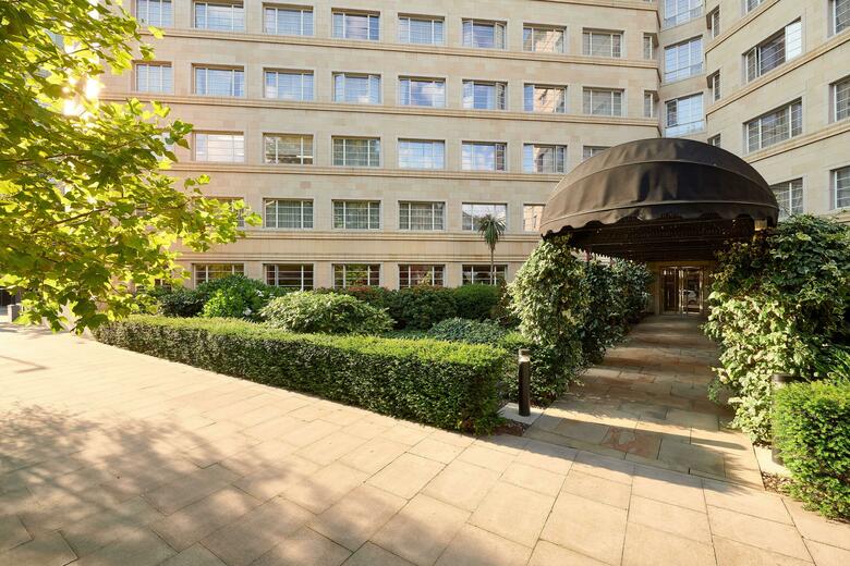 Melia White House Hotel