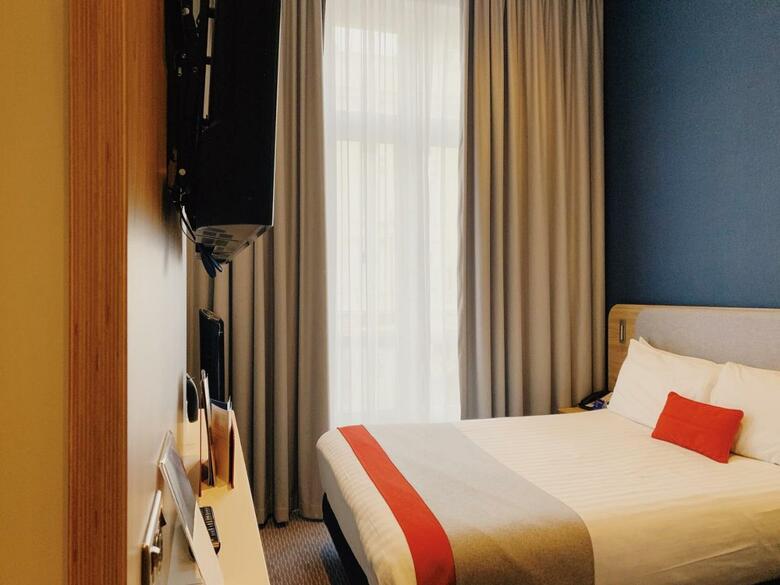 Hotel Holiday Inn Express London Victoria