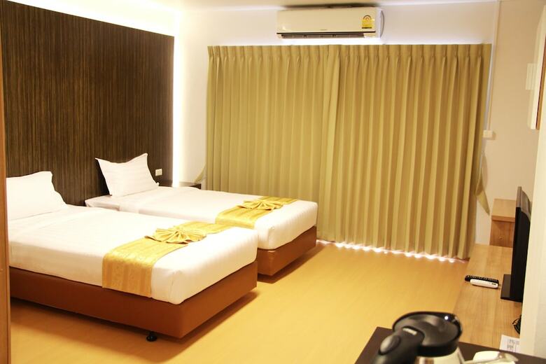 Hotel 101 Holiday Suite